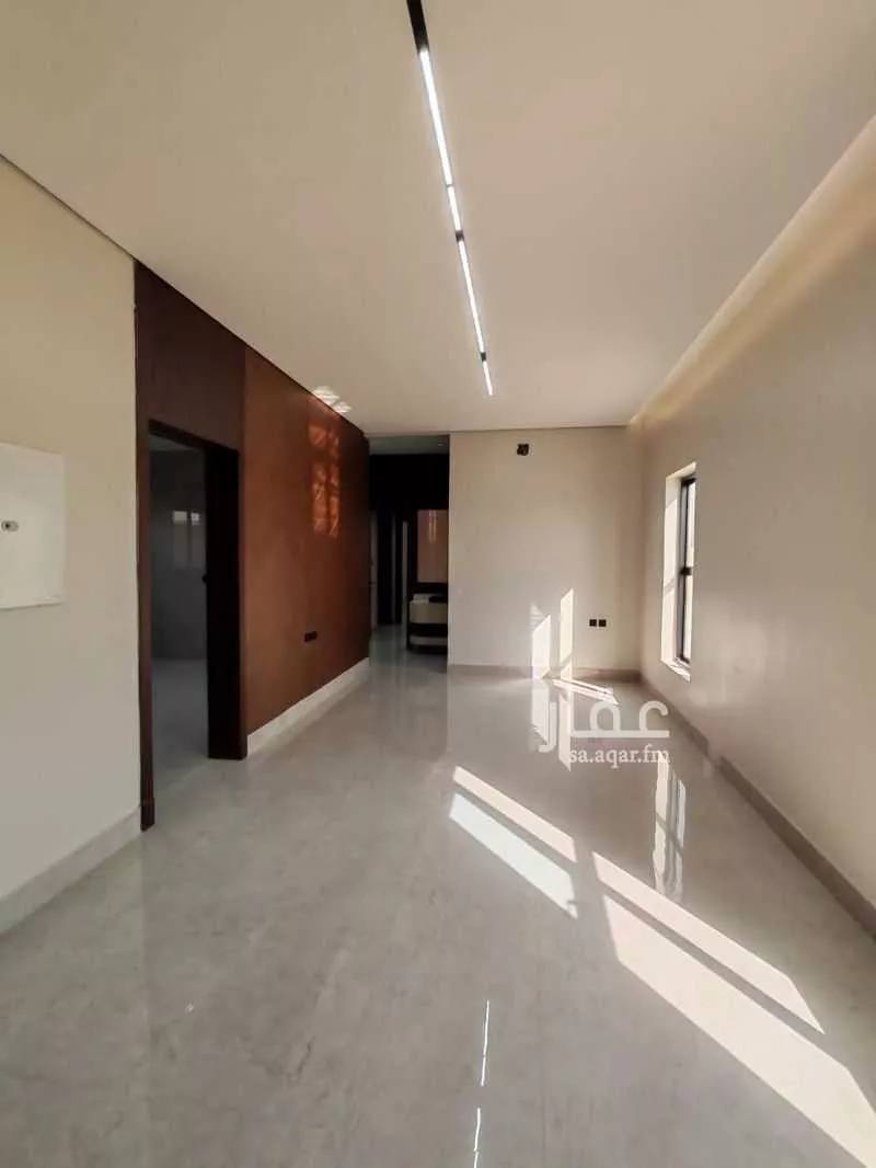 عمارة 205 م² في الشرق 22
