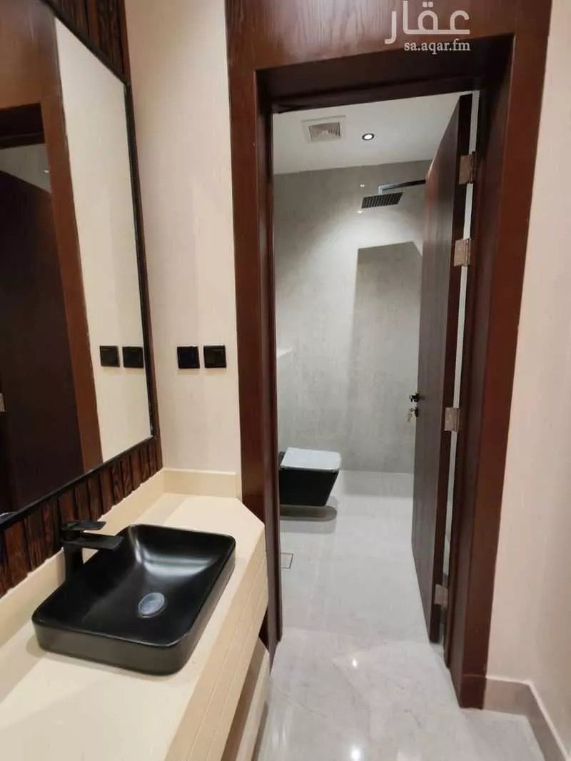 عمارة 205 م² في الشرق 26