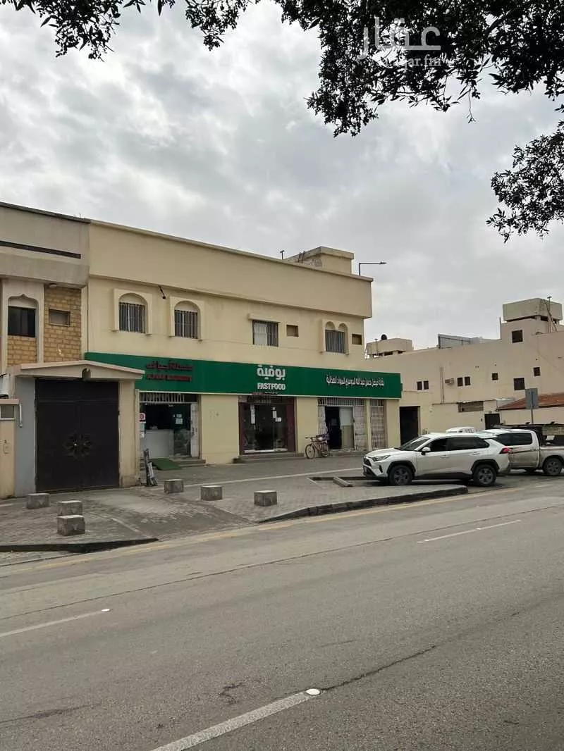 400 sqm building in Al Uraija Al Wusta 2
