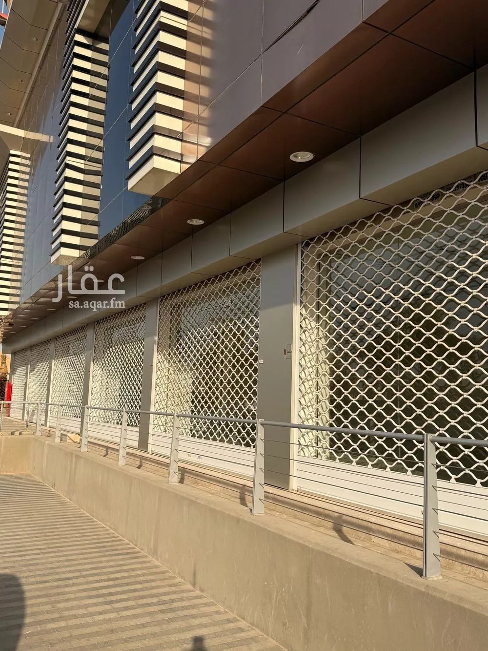 960 sqm shop in Al Khaleej 6