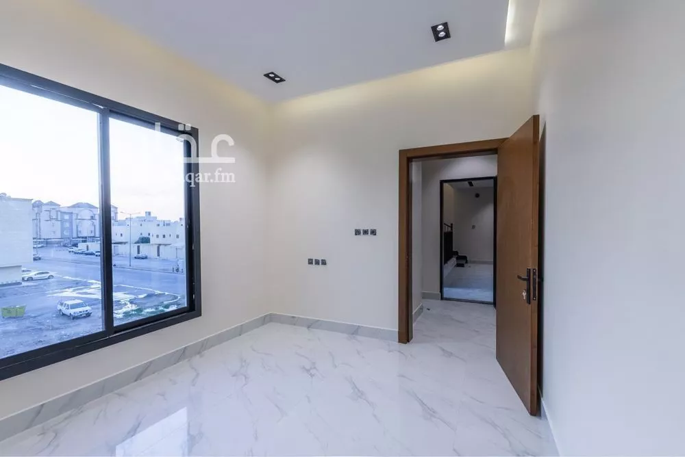 عمارة 900 م² في ظهرة لبن 6