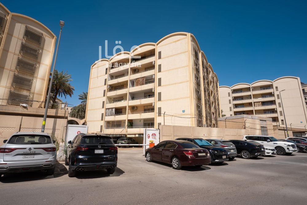 70 bedroom building in Al Olaya, Riyadh 4