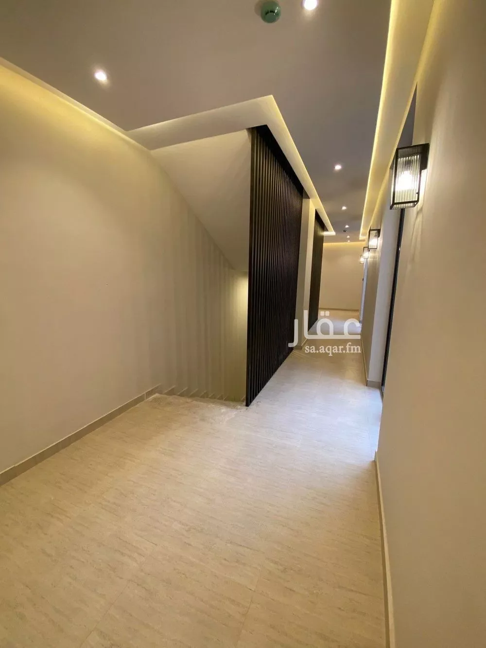 840 sqm building in Dhahrat Laban 2