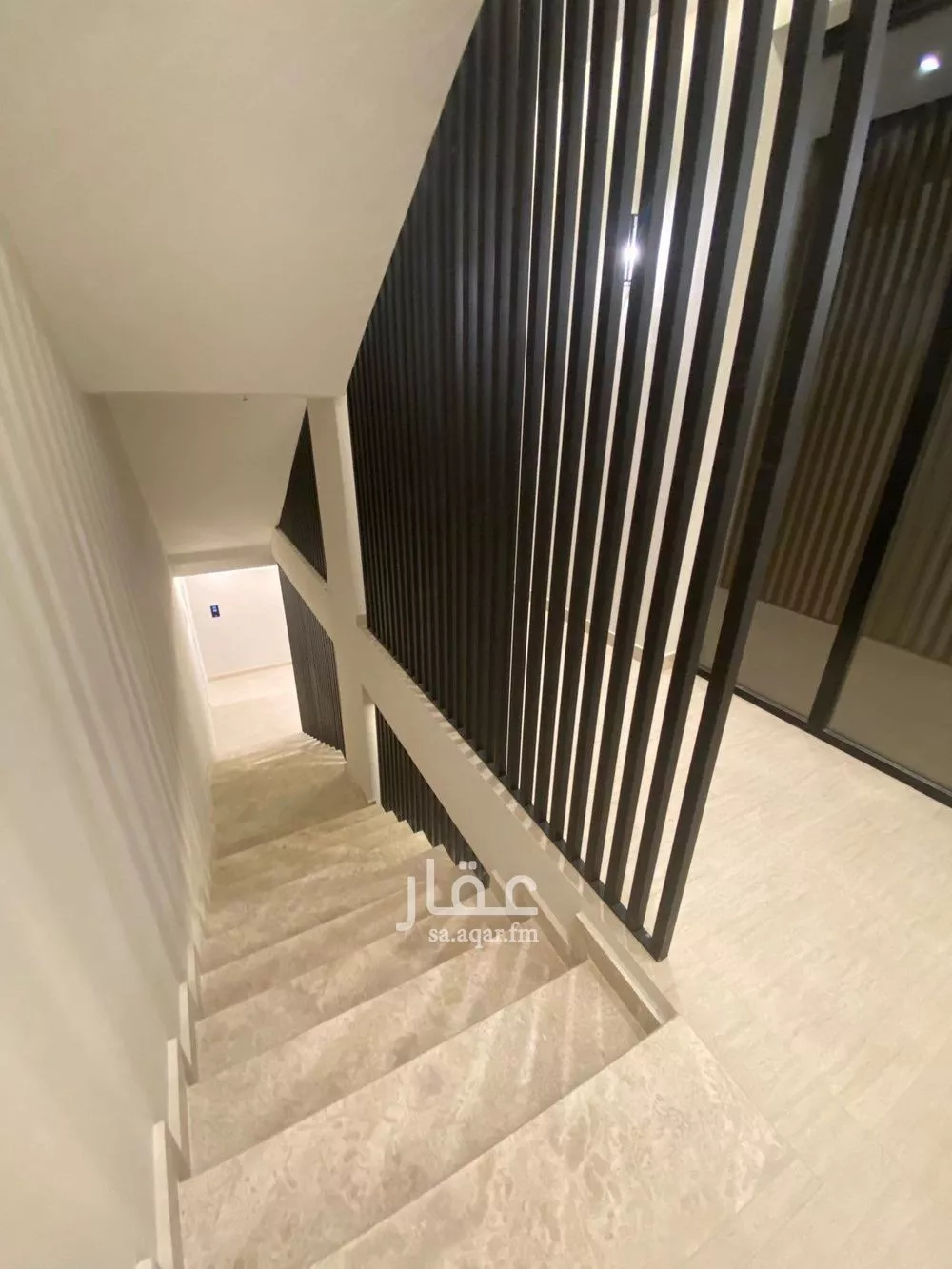 840 sqm building in Dhahrat Laban 13