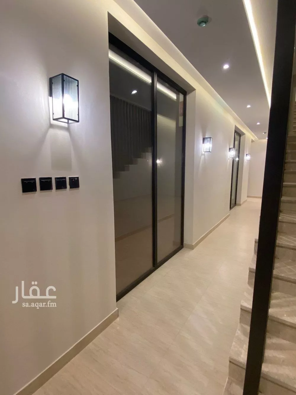 840 sqm building in Dhahrat Laban 15