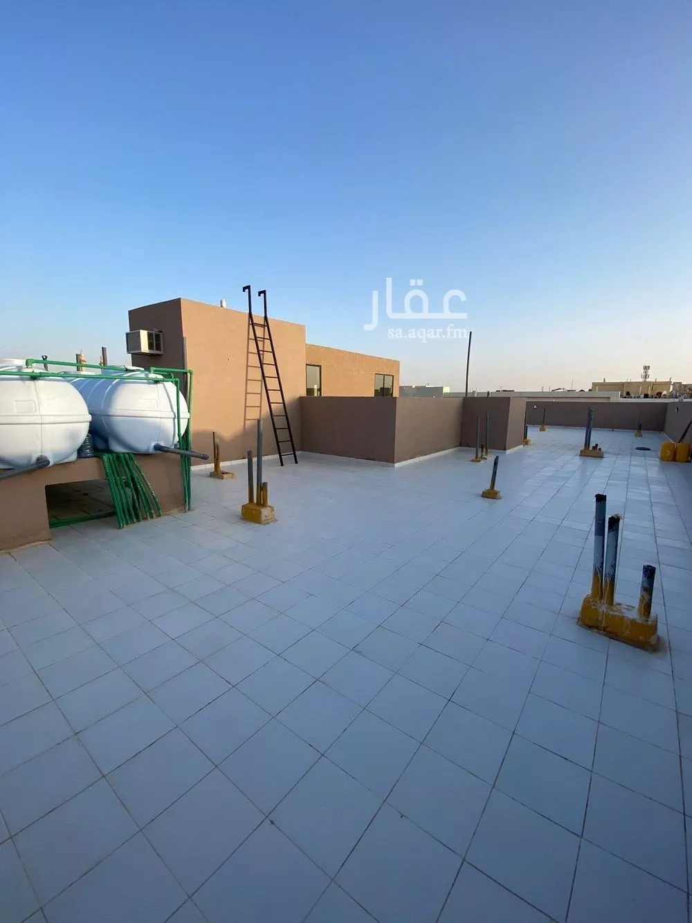 840 sqm building in Dhahrat Laban 6