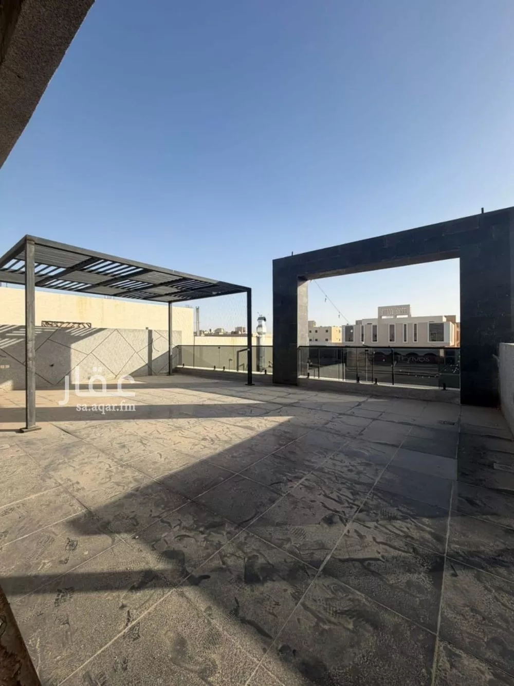 2435 sqm shop in Tuwaiq 8