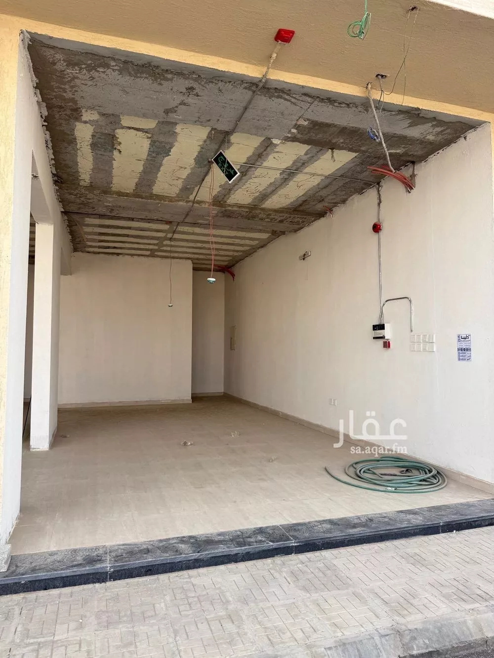 2000 sqm shop in Al Maizilah 4