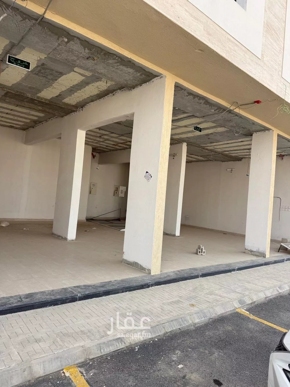 2000 sqm shop in Al Maizilah 6