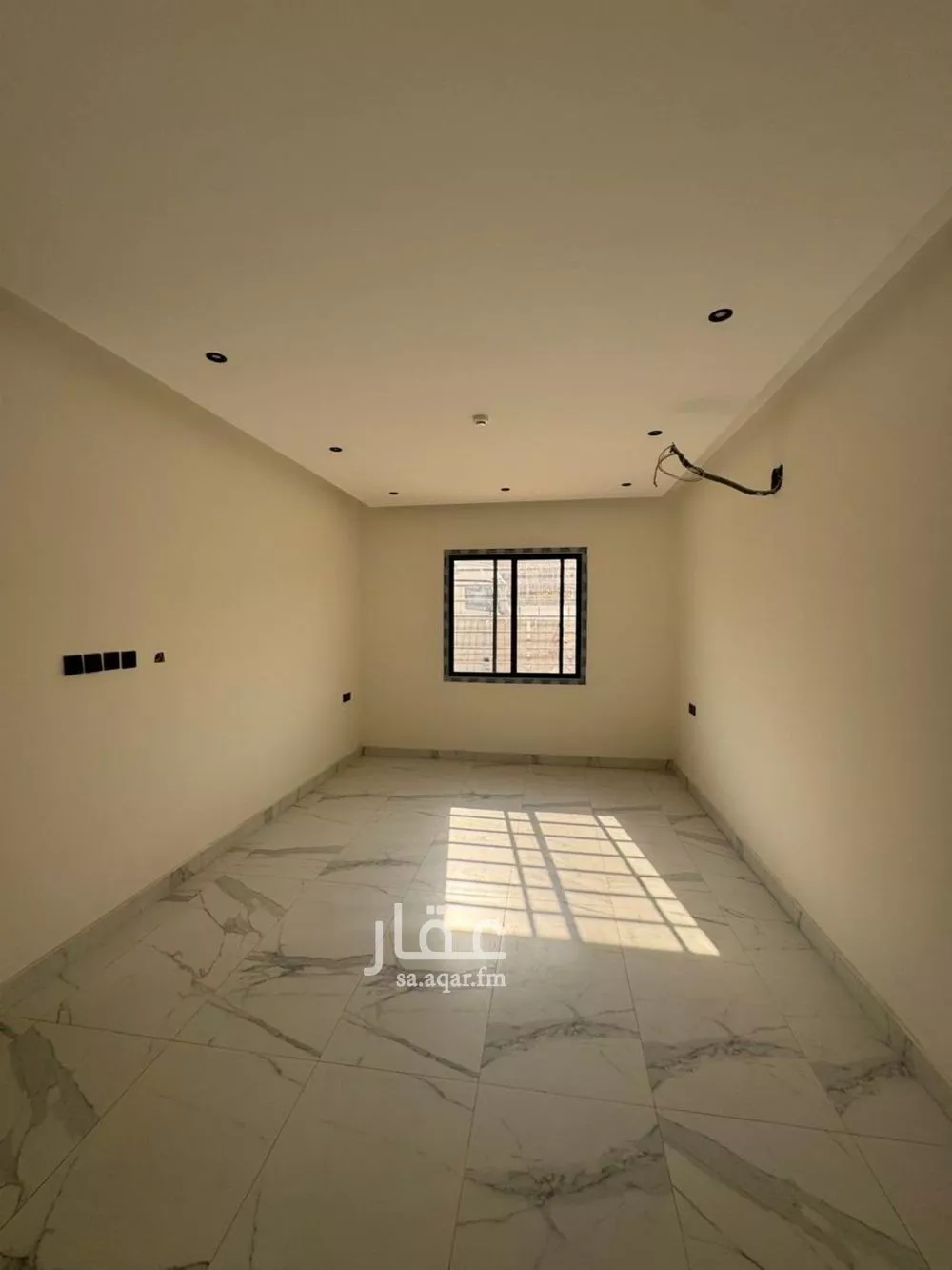 عمارة 1326 م² في القادسية 16