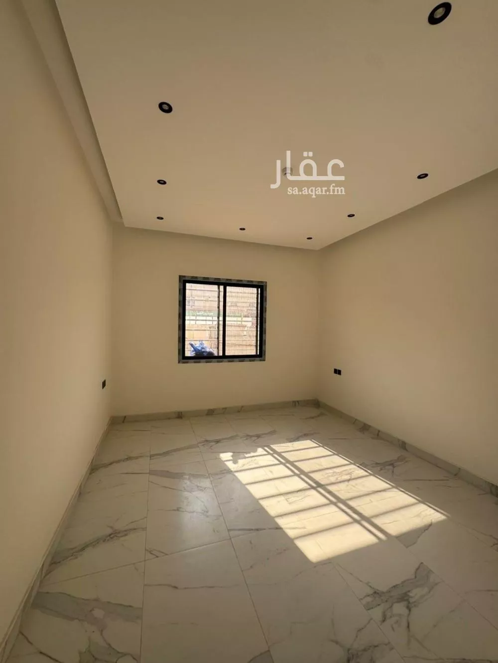 عمارة 1326 م² في القادسية 9