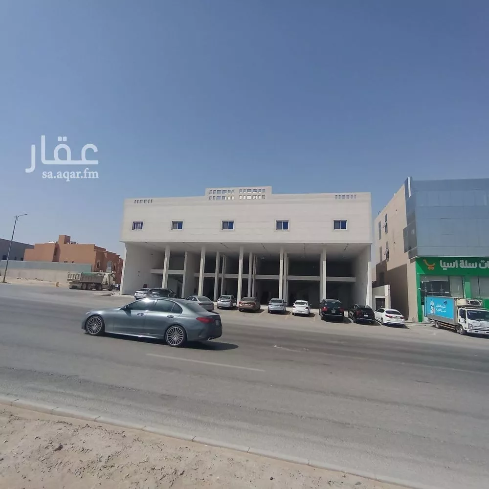 1137 sqm shop in Al Narjis 3