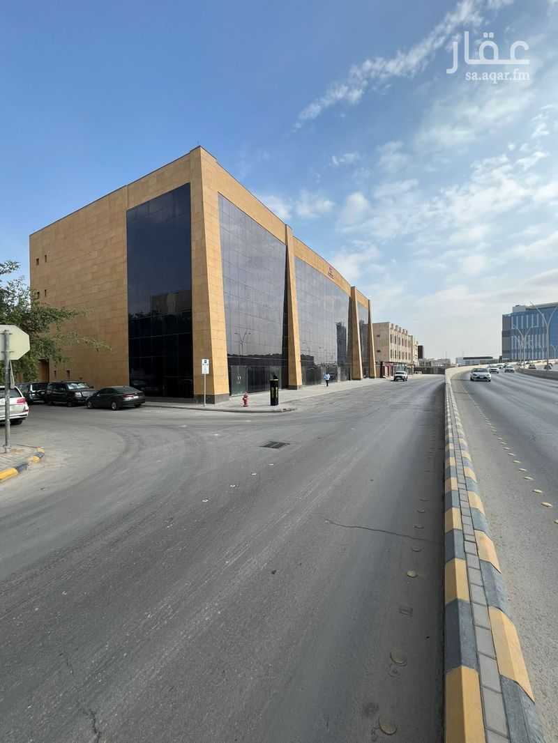 shop in Al Olaya, Riyadh 4