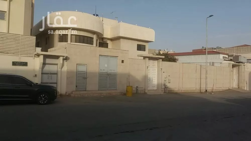 2040 sqm building in Al Rabwa 8