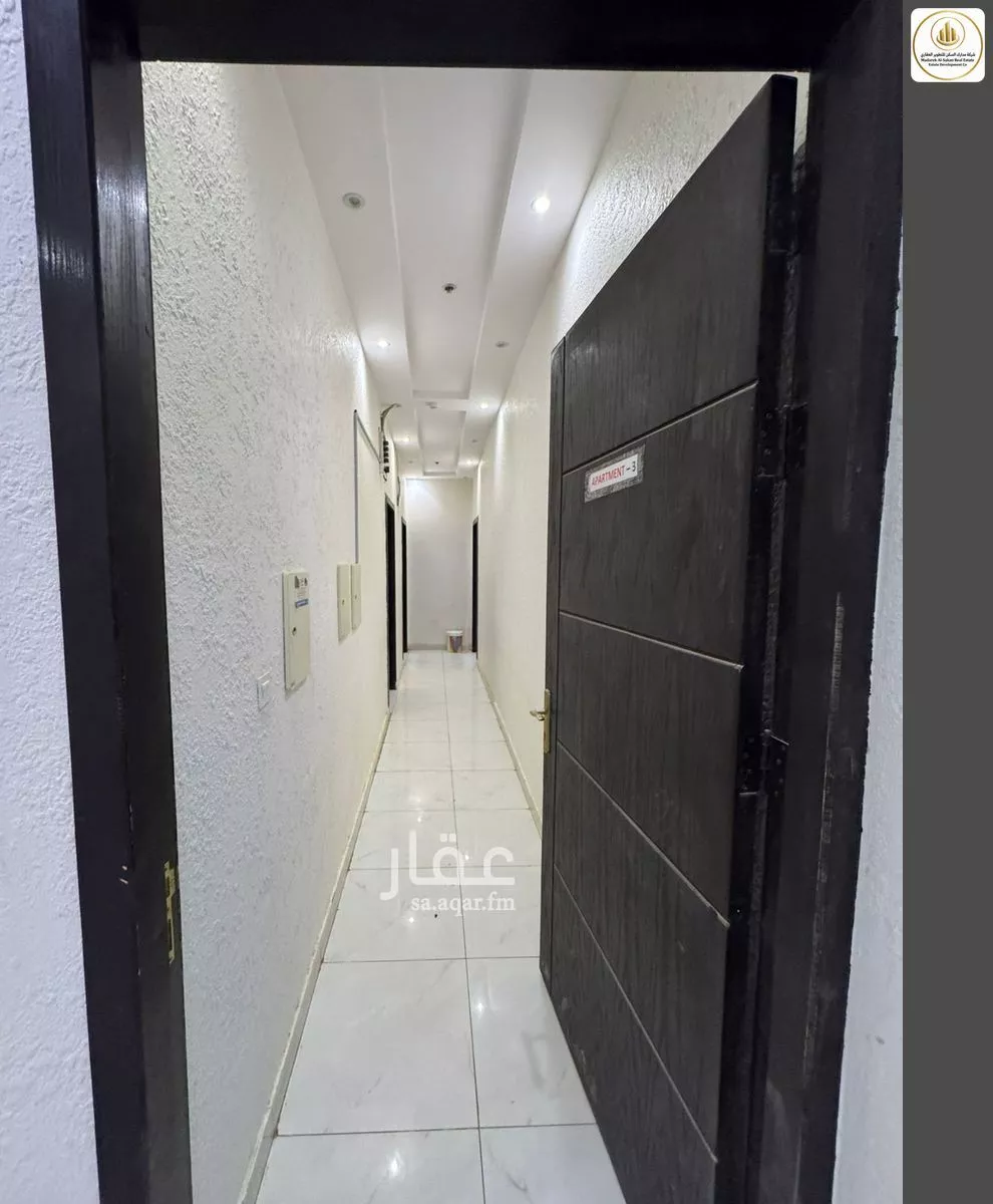 عمارة 2343 م² في الجنادرية 6