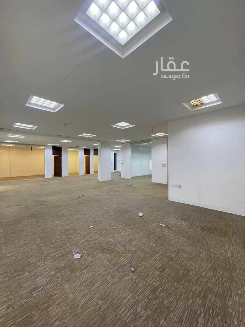 محل 1430 م² في النفل 11