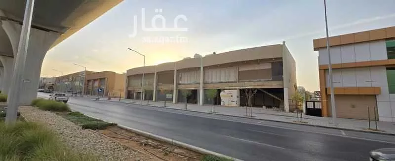 محل 1000 م² في العريجاء الوسطى 6