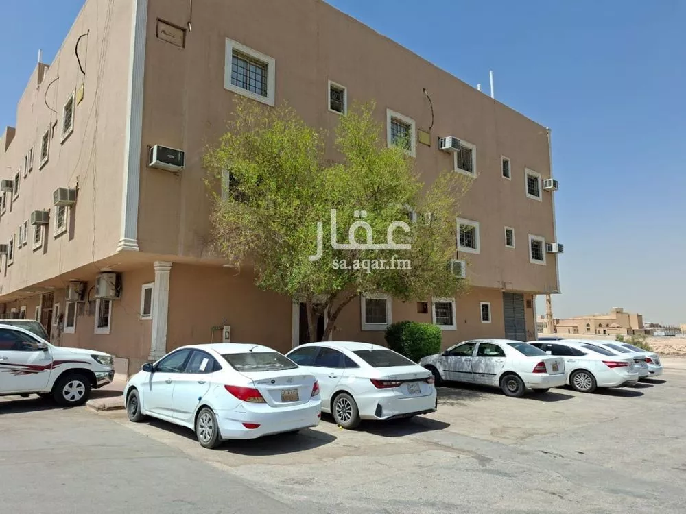 1000 sqm building in Badr 11