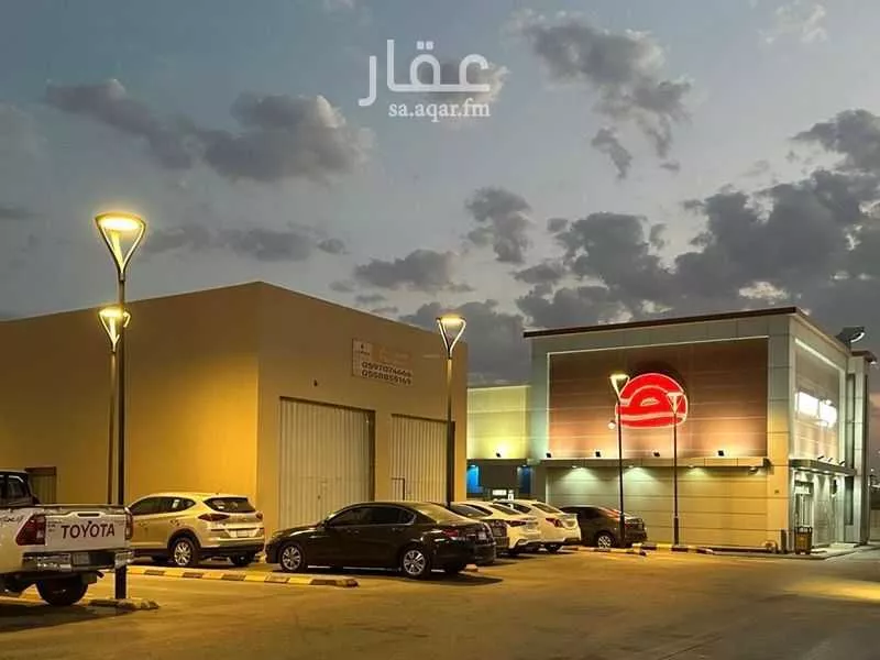 120 sqm shop in Tuwaiq 2