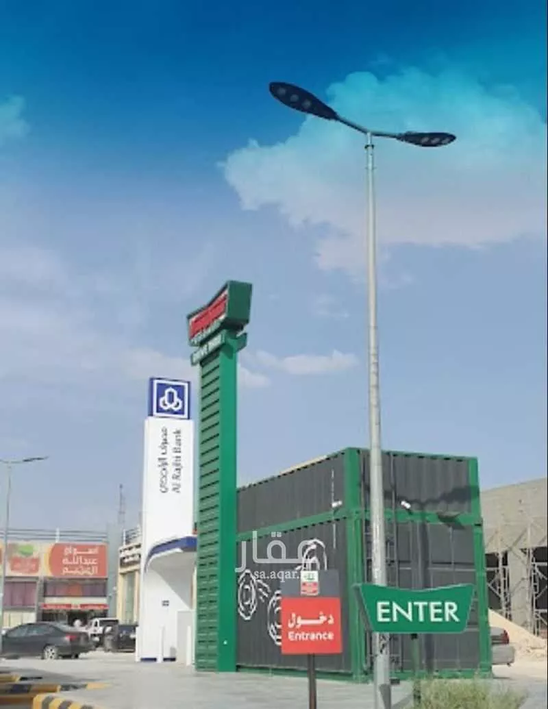 120 sqm shop in Tuwaiq 4