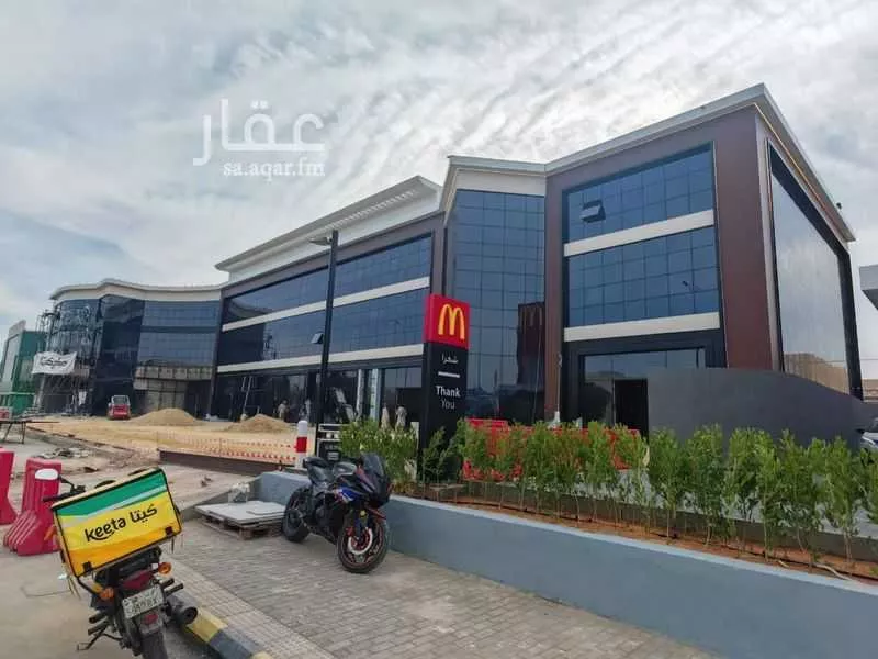 92 sqm shop in Al Rawdah 9