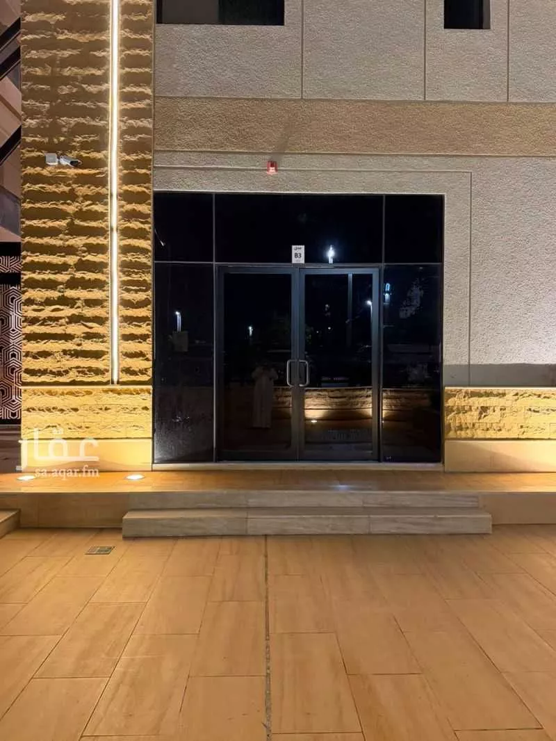 54 sqm shop in Jarir 2