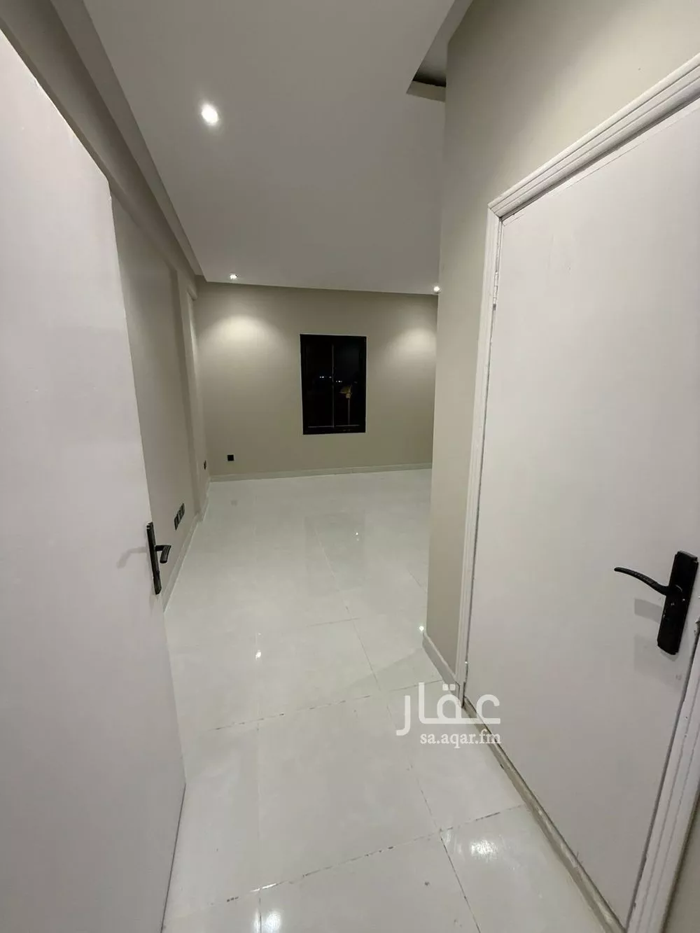 عمارة 400 م² في طويق 7