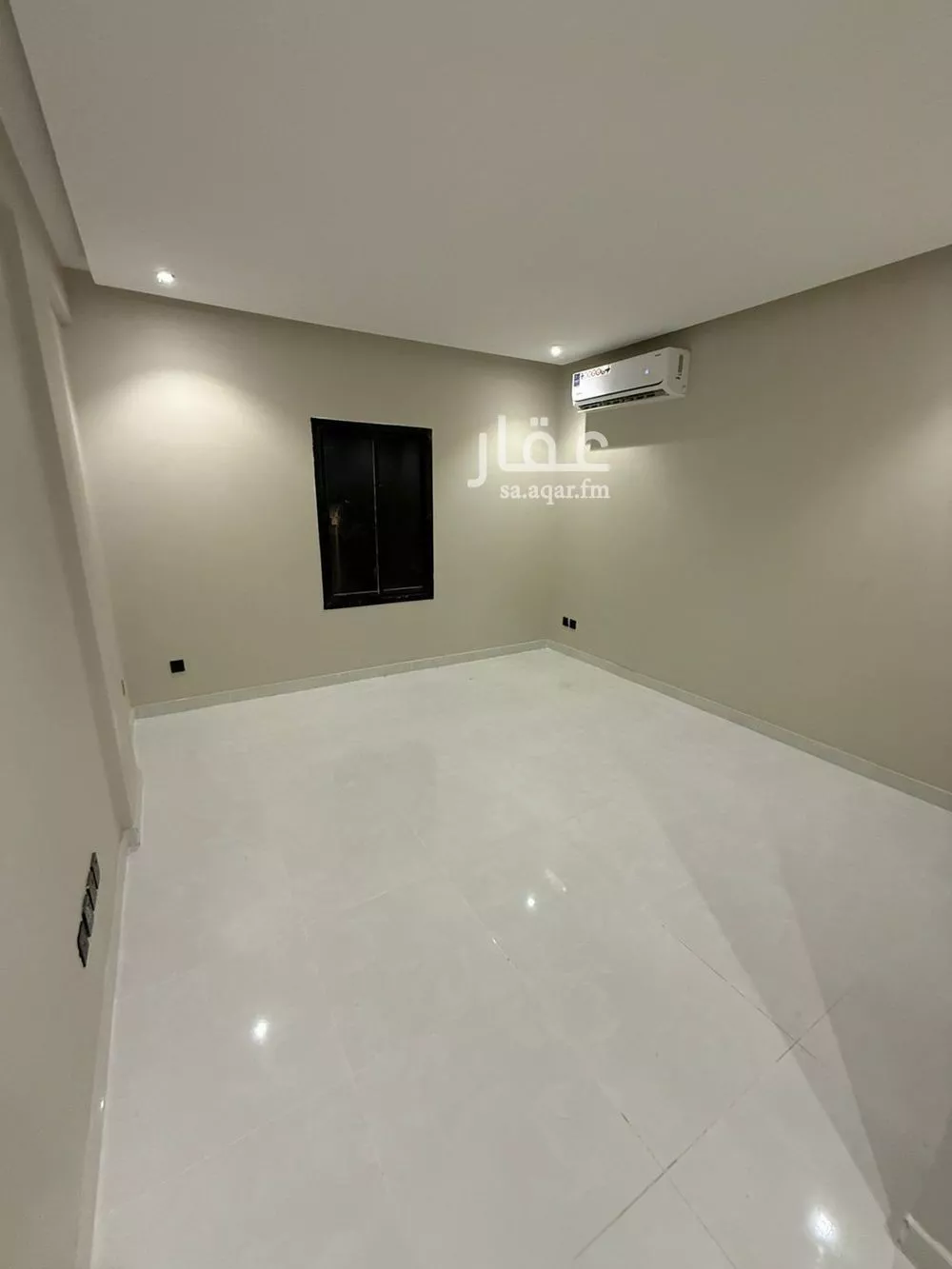 عمارة 400 م² في طويق 9