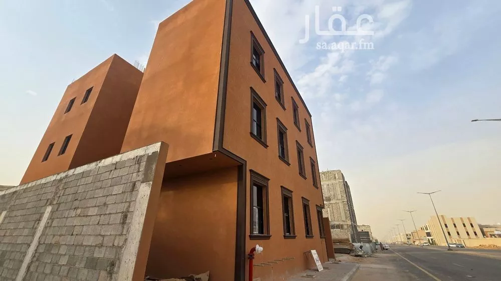 400 sqm building in Al Mahdiyyah 2