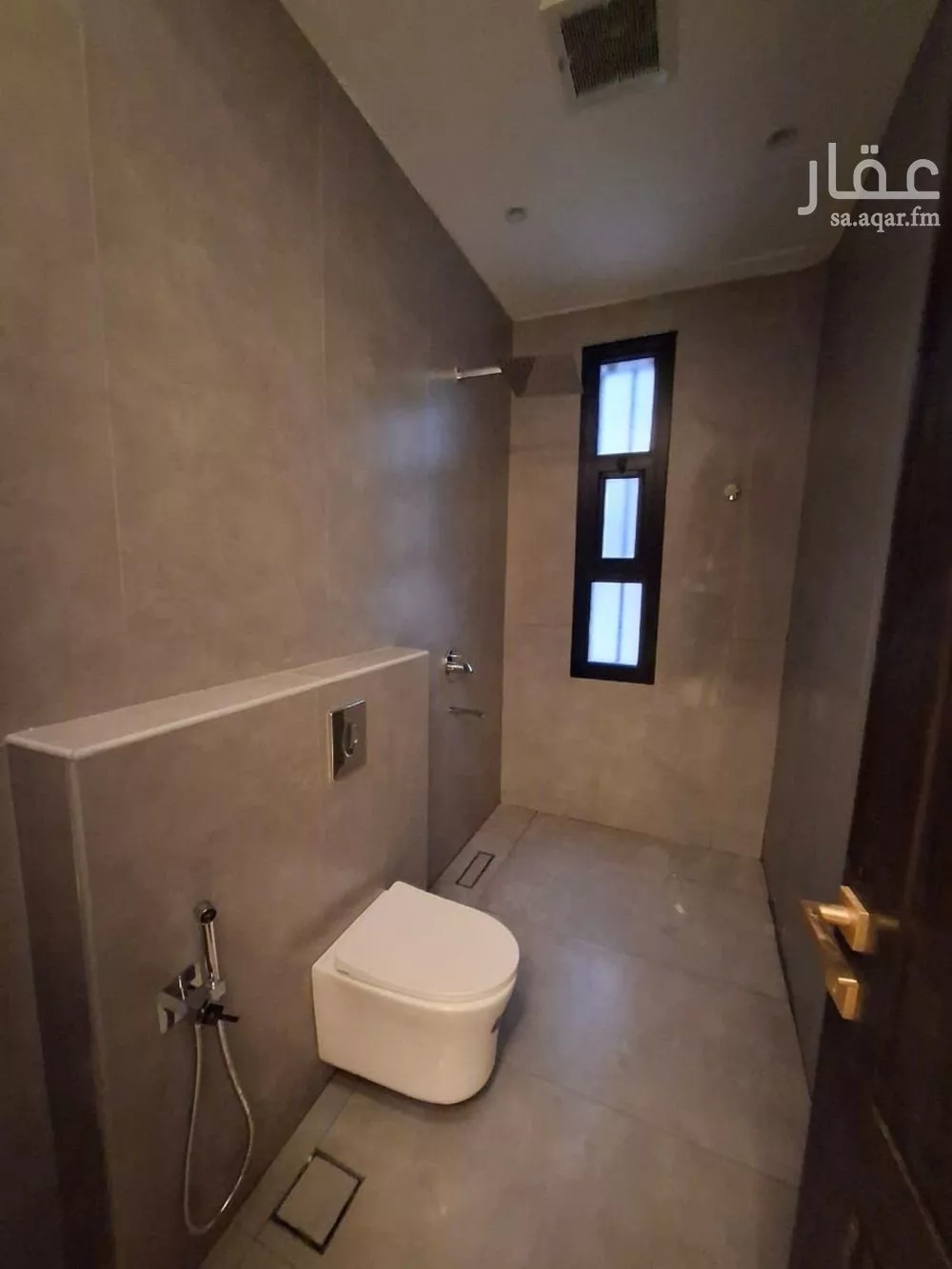 عمارة 756 م² في اليرموك 6