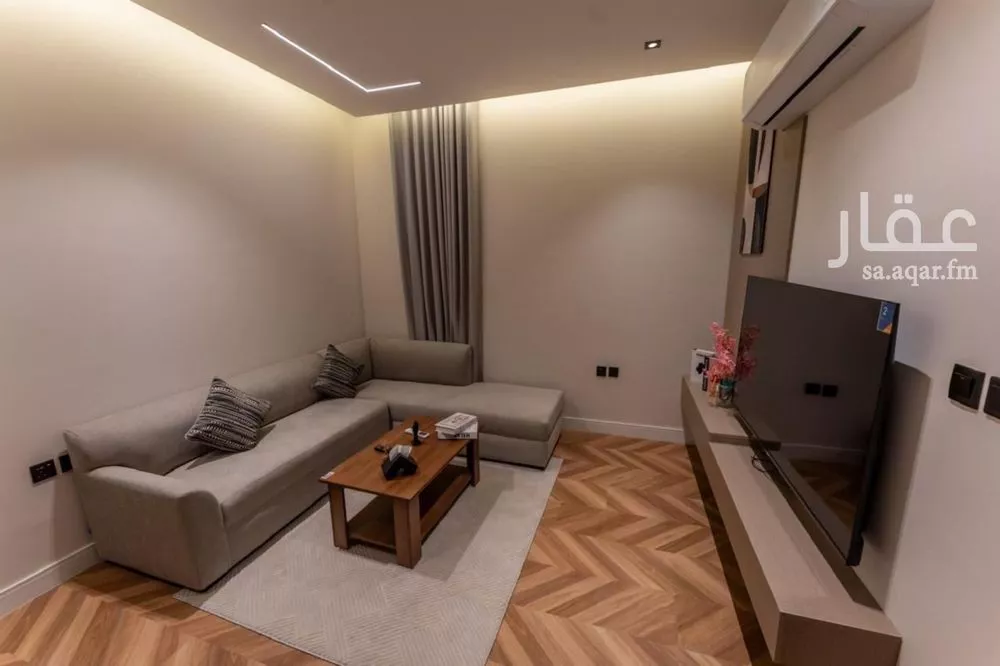 عمارة 1080 م² في العارض 15