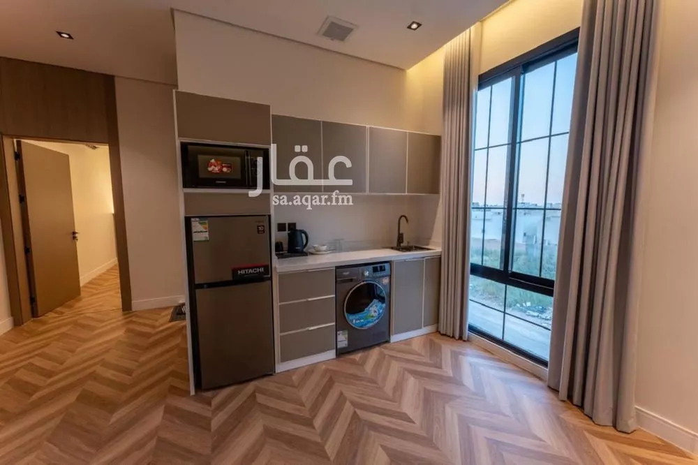 عمارة 1080 م² في العارض 25