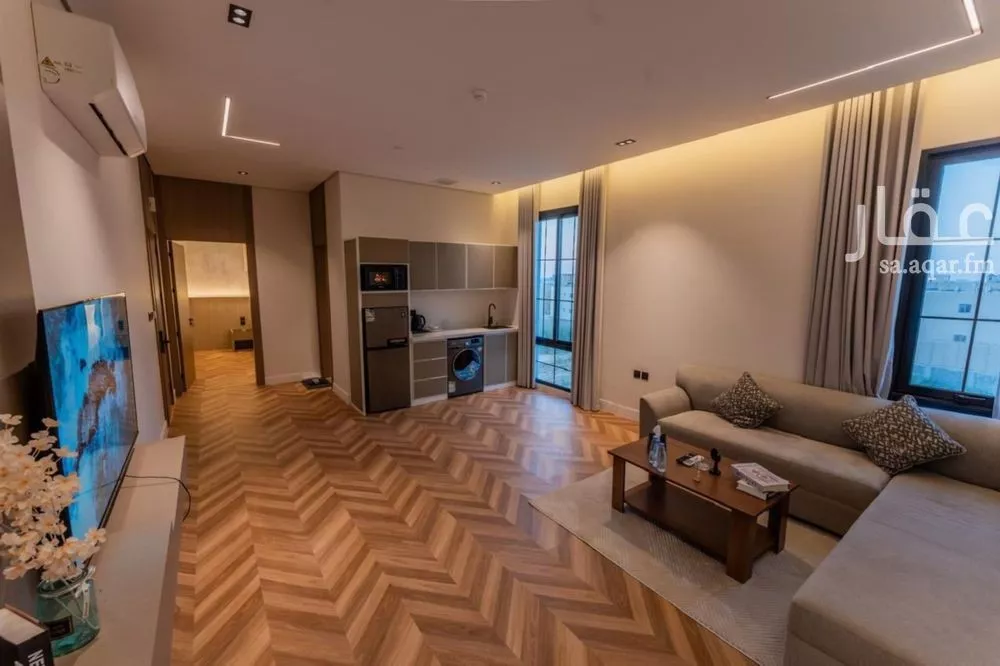 عمارة 1080 م² في العارض 6