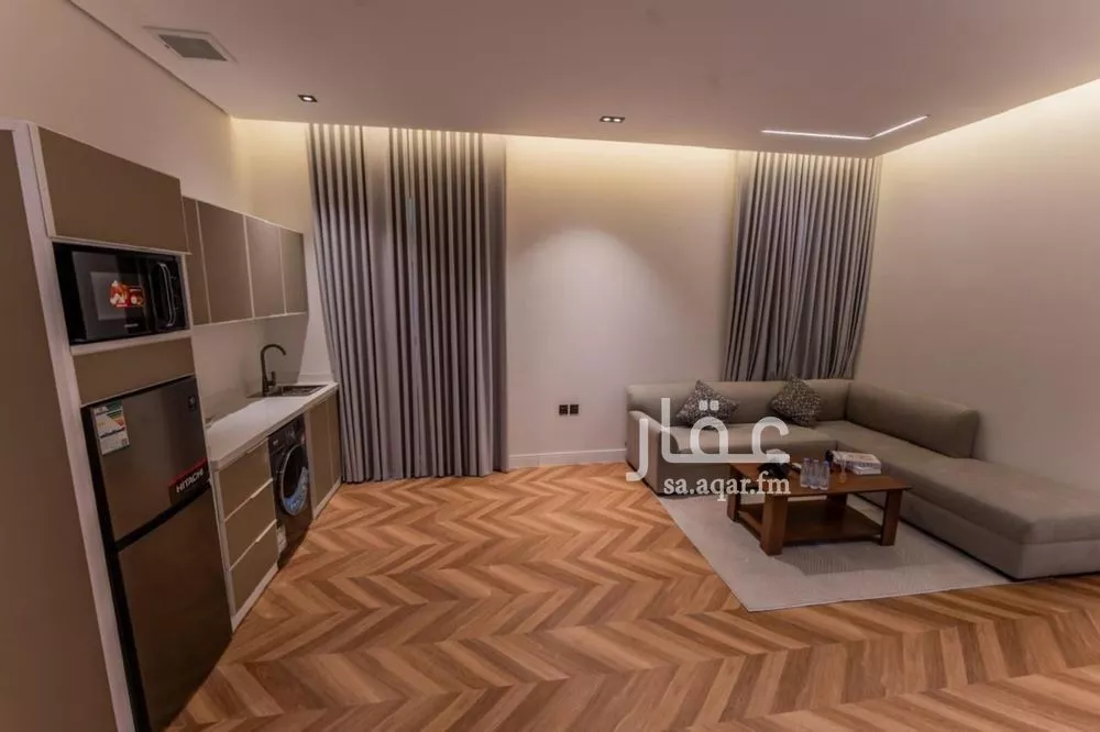 عمارة 1080 م² في العارض 7