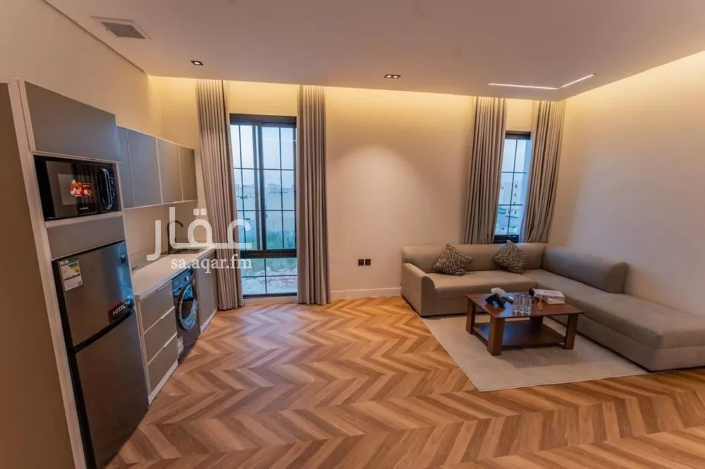 عمارة 1080 م² في العارض 10
