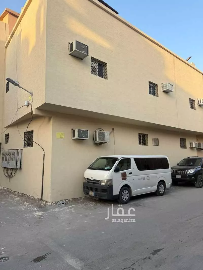 317 sqm building in Al Yamamah 2