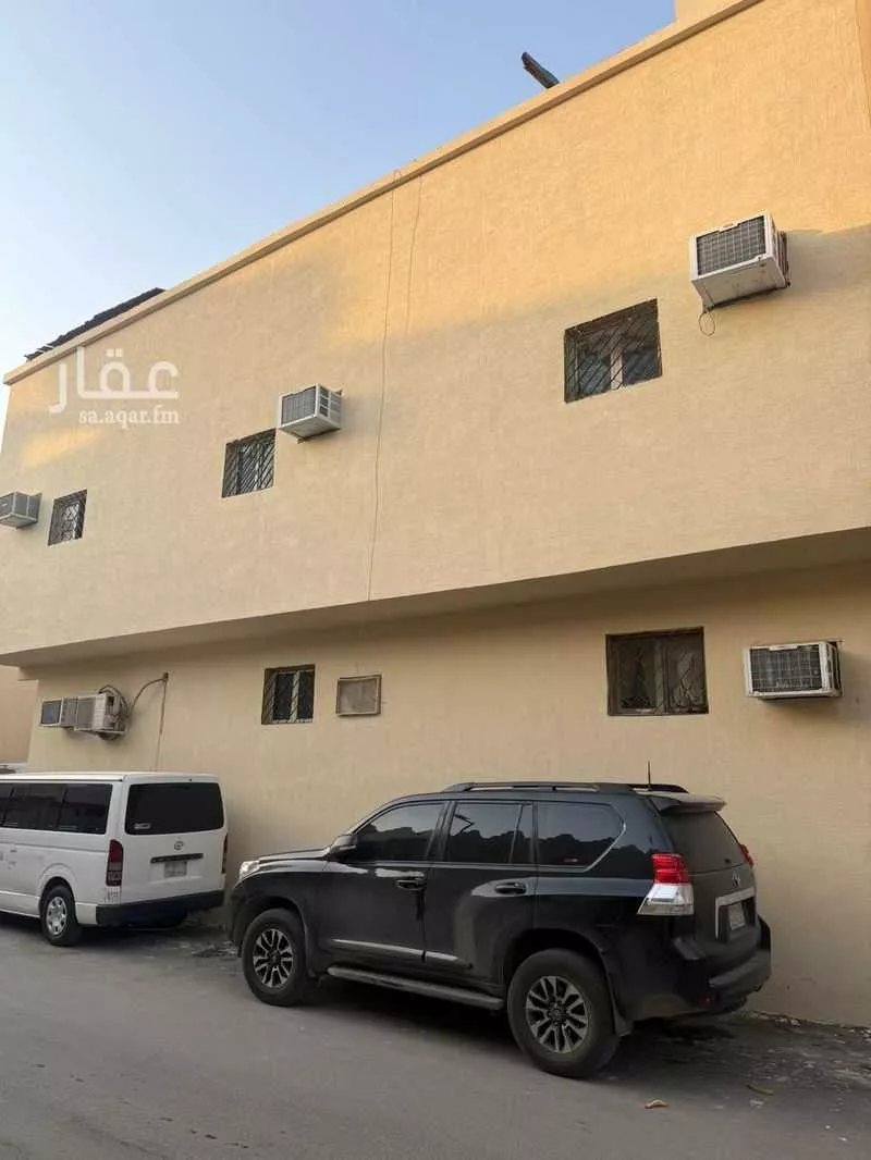 317 sqm building in Al Yamamah 3