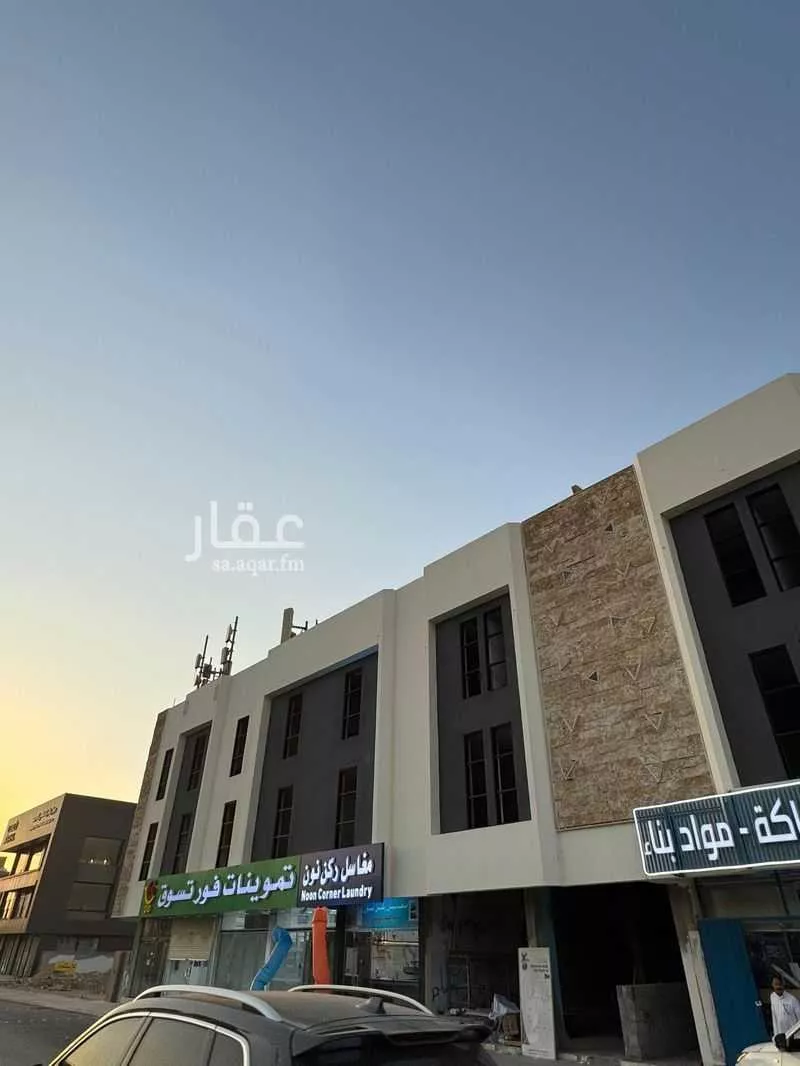 100 sqm shop in Al Olaya 3