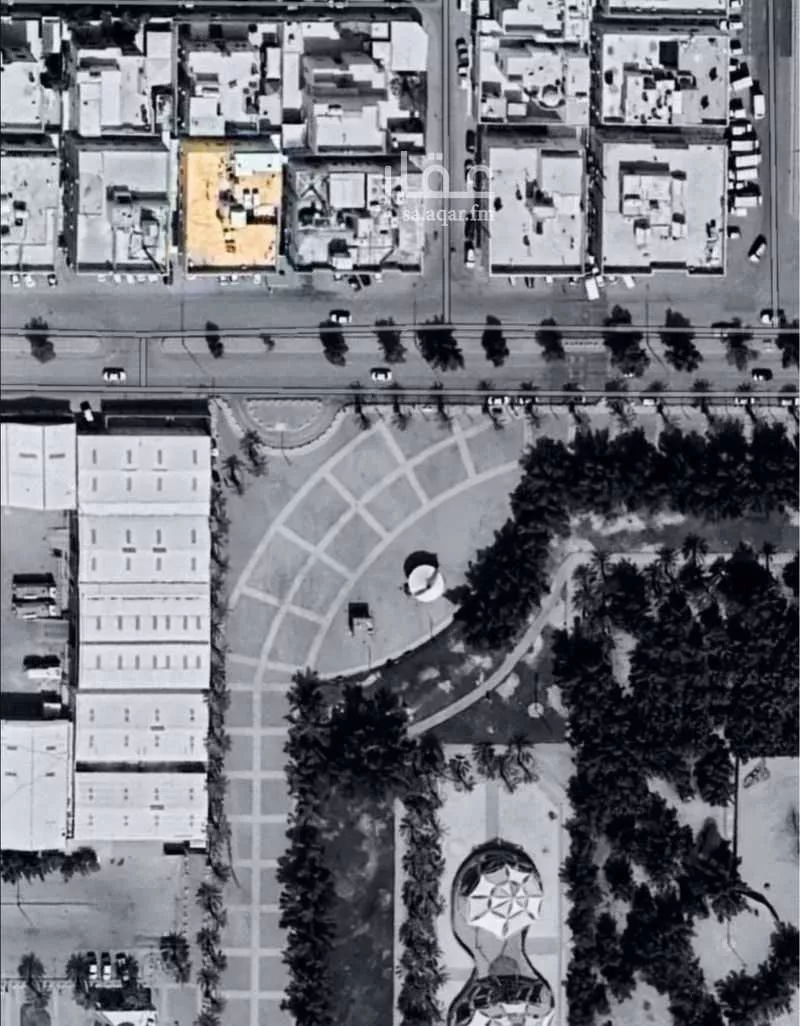 875 sqm building in Al Rawdah 3