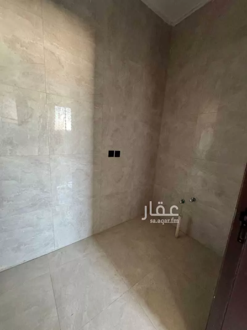 عمارة 750 م² في بدر 18