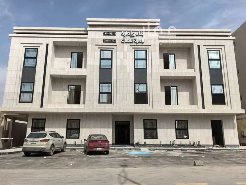 1095 sqm building in Al Narjis 2