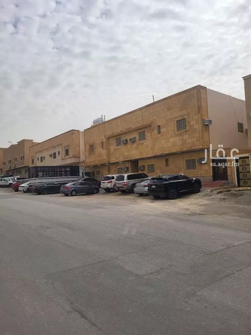 810 sqm building in Al Aziziyah 20