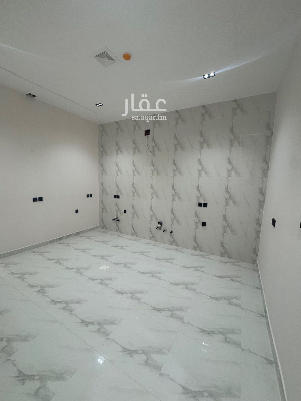 6 bedroom building in Al Zahrah, Riyadh 5