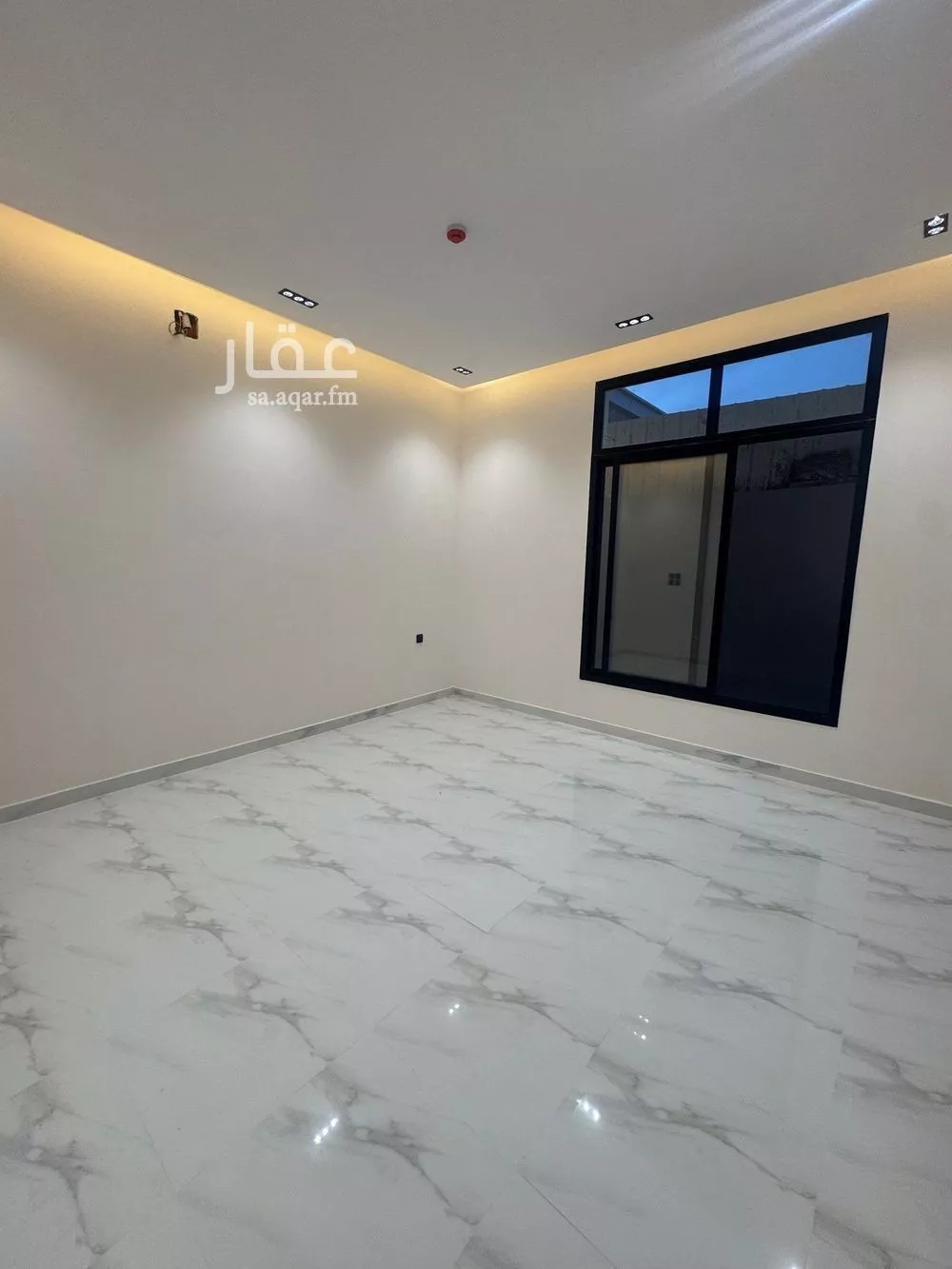 عمارة 138 م² في الزهرة 6