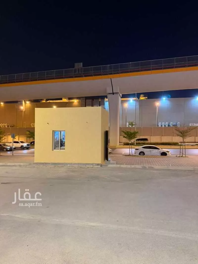 محل 10000 م² في العريجاء الوسطى 6