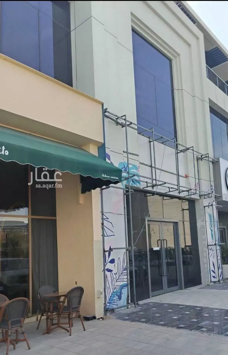160 sqm shop in Al Malqa 2