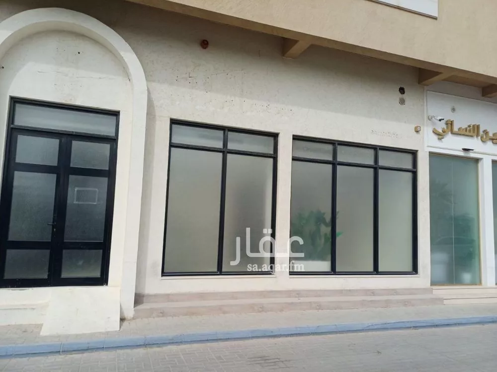 178 sqm shop in Al Malqa 4
