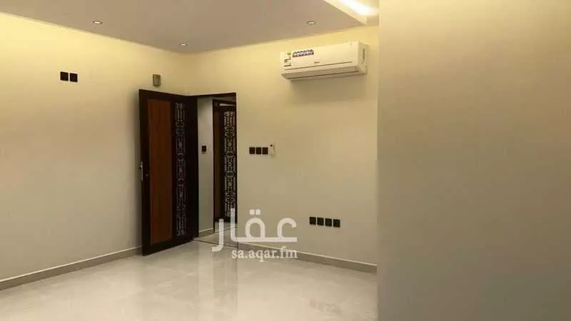 425 sqm building in Al Safa 6