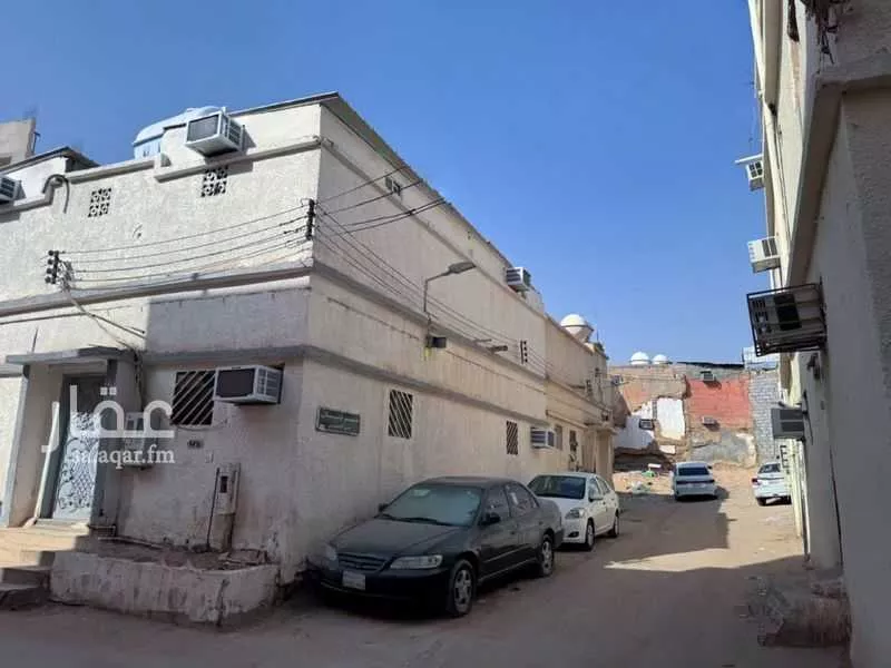 عمارة 109 م² في الشميسي 8