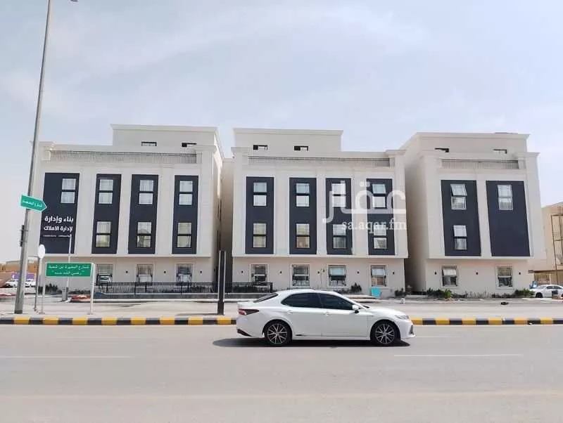 عمارة 3245 م² في المروج 6